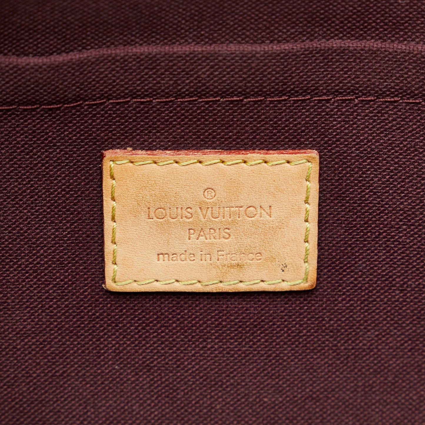 Louis Vuitton Monogram Favorite MM (SHG-jGEvgu)