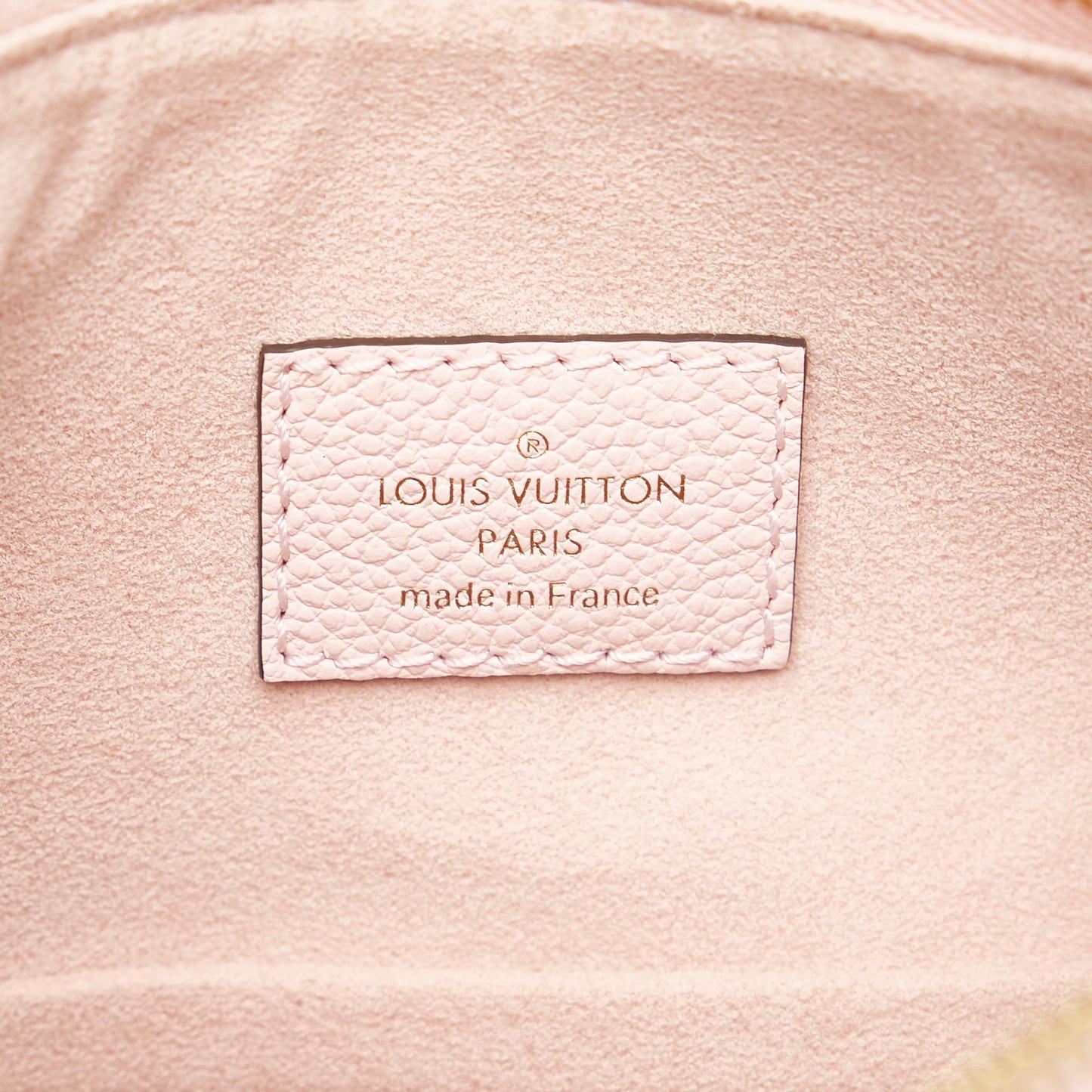 Louis Vuitton Monogram Giant Marshmallow By The Pool PM (SHG-36549)