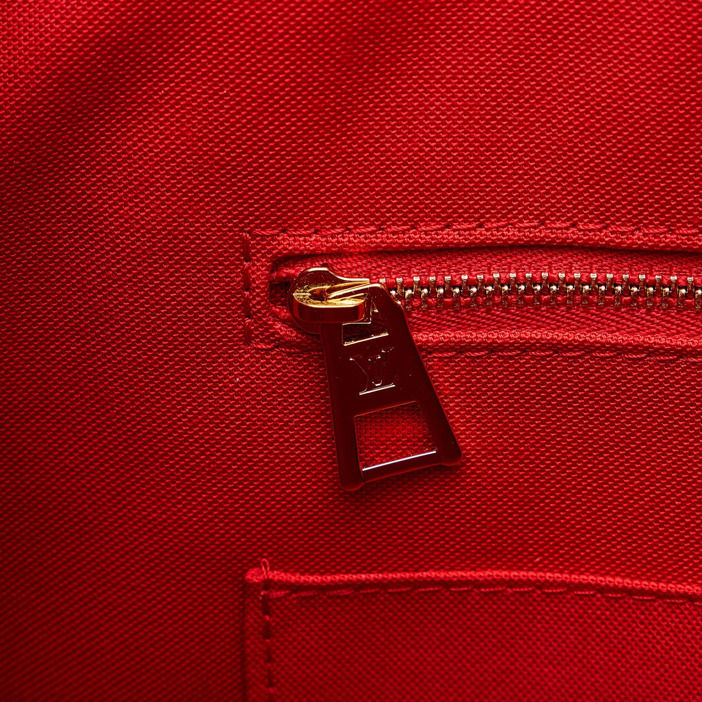 Louis Vuitton Monogram Giant Onthego GM (SHG-cYe7Md)