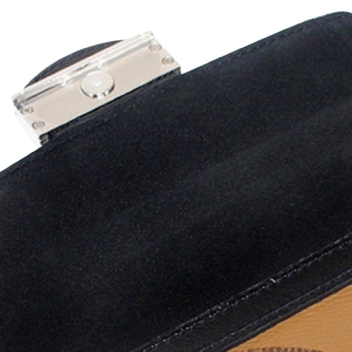 Louis Vuitton Monogram Giant Reverse Dauphine Bumbag (SHG-AHSvLI)