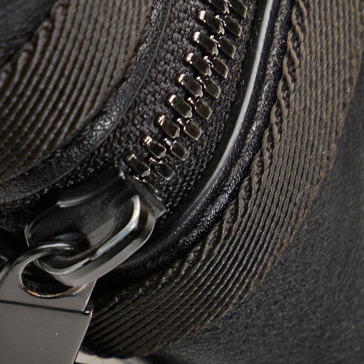 Louis Vuitton Monogram Glaze Messenger PM (SHG-24854)