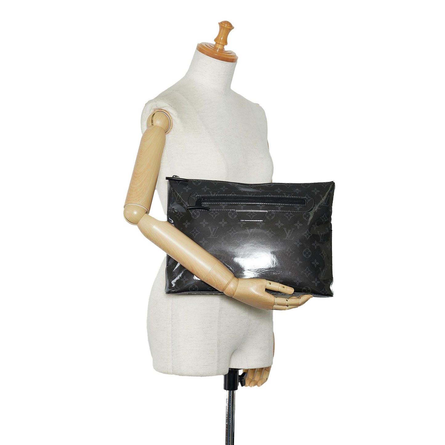 Louis Vuitton Monogram Glaze Pochette Cosmos (SHG-bQlYbB)