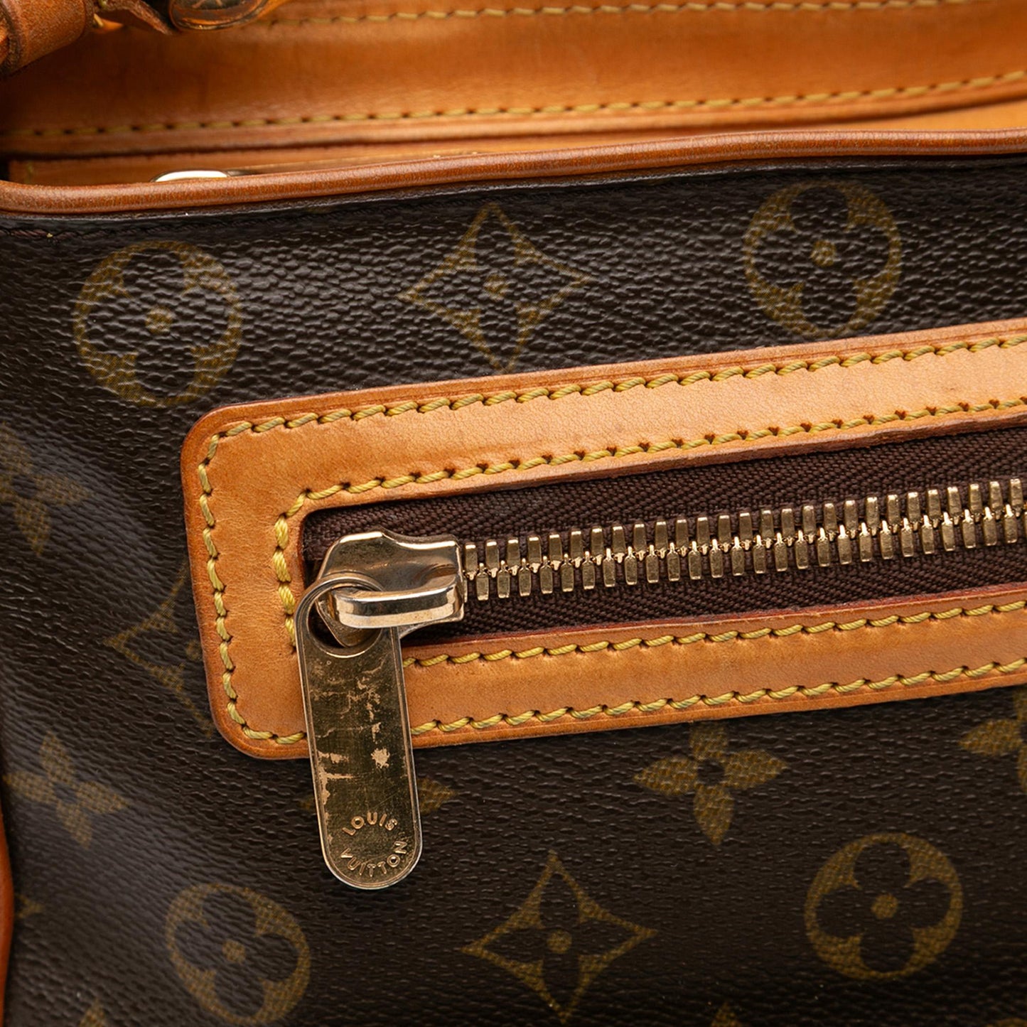 Louis Vuitton Monogram Hudson GM