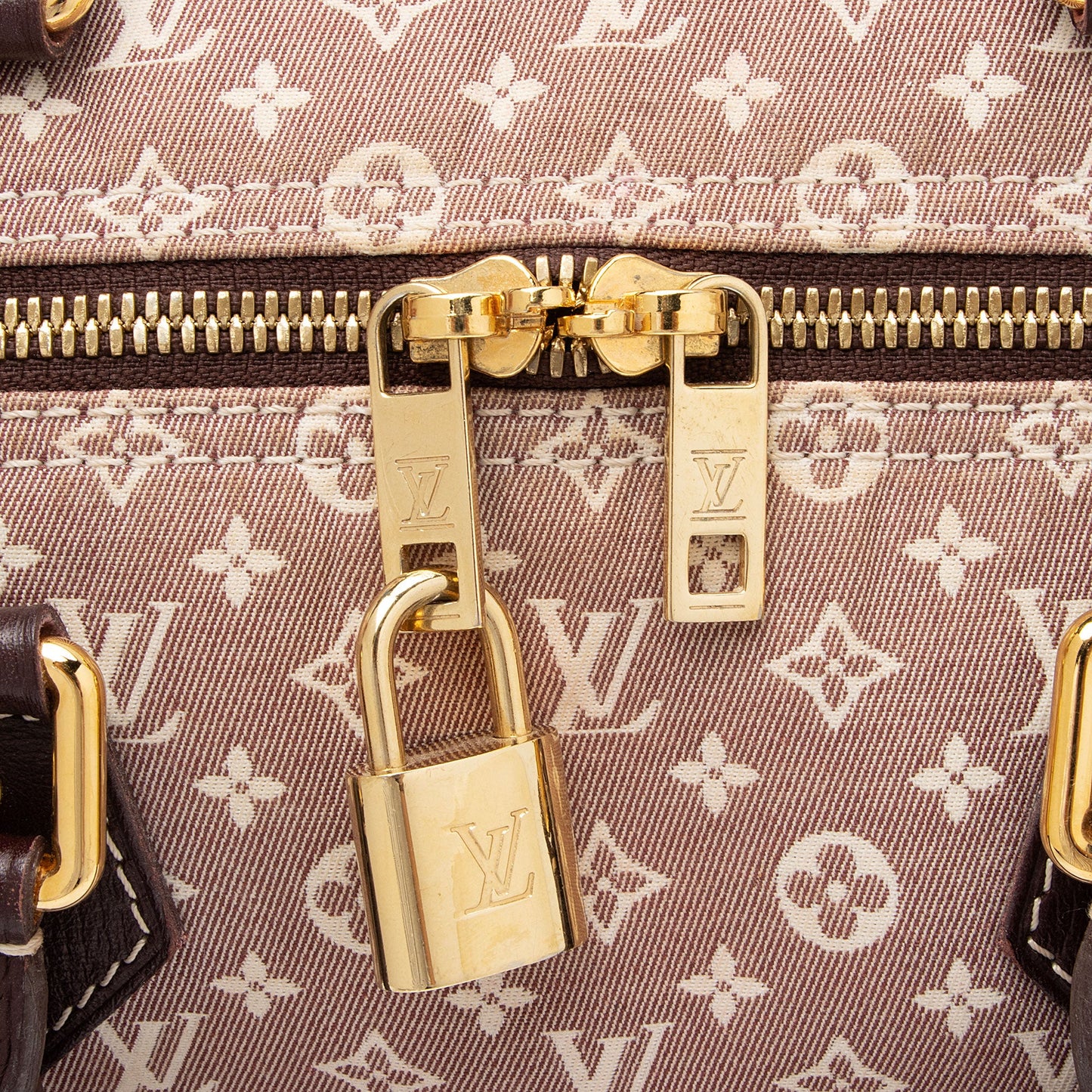 Louis Vuitton Monogram Idylle Speedy Bandouliere 30 Satchel (SHF-q63iiq)