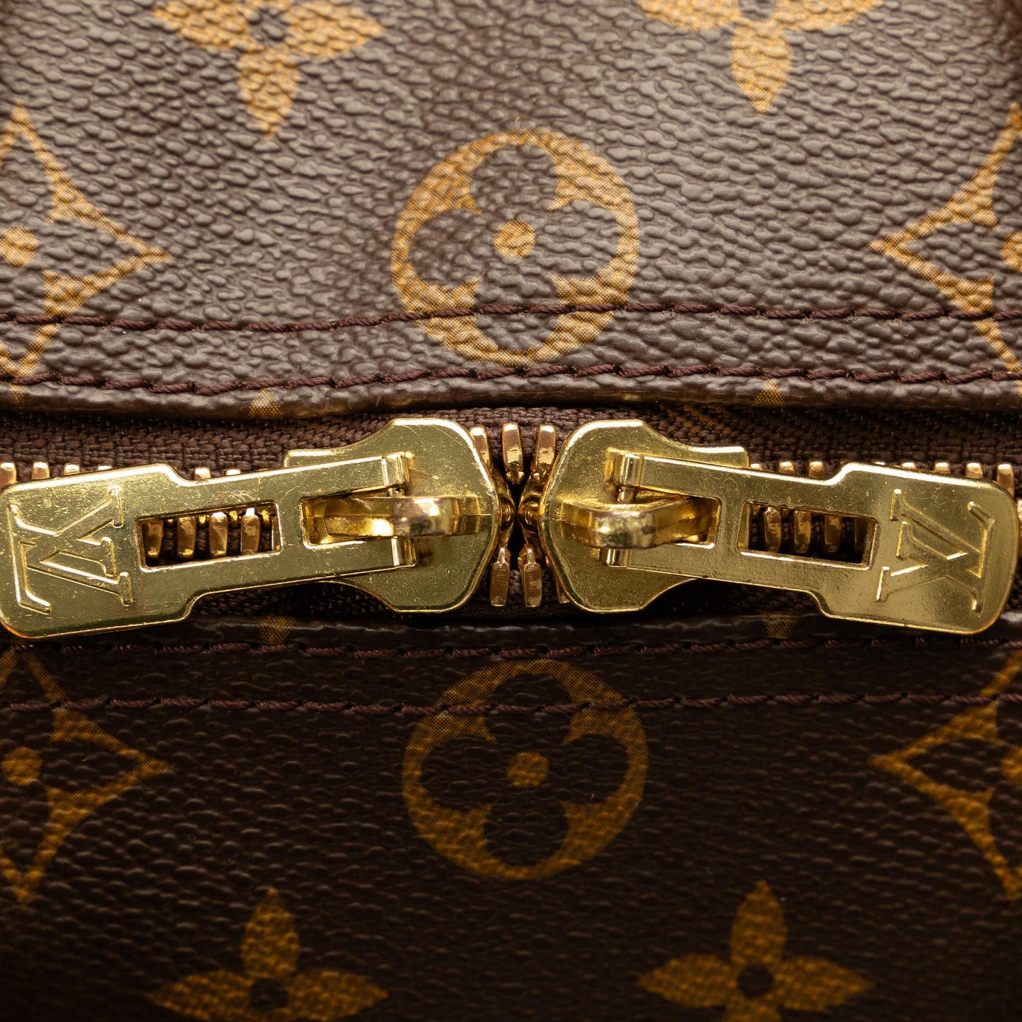 Louis Vuitton Monogram Keepall 45 (SHG-vBGhpw)