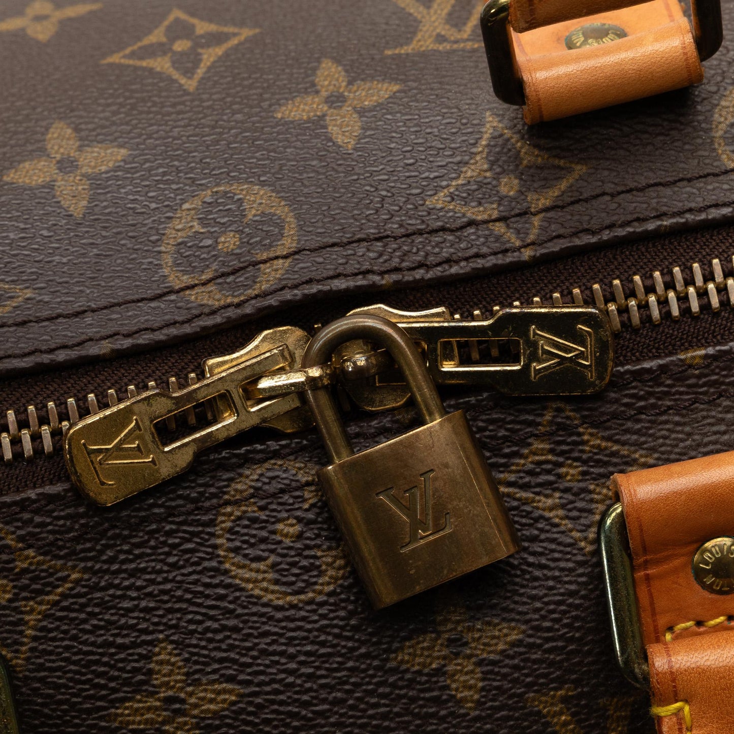 Louis Vuitton Monogram Keepall 45 (SHG-0W1lZd)