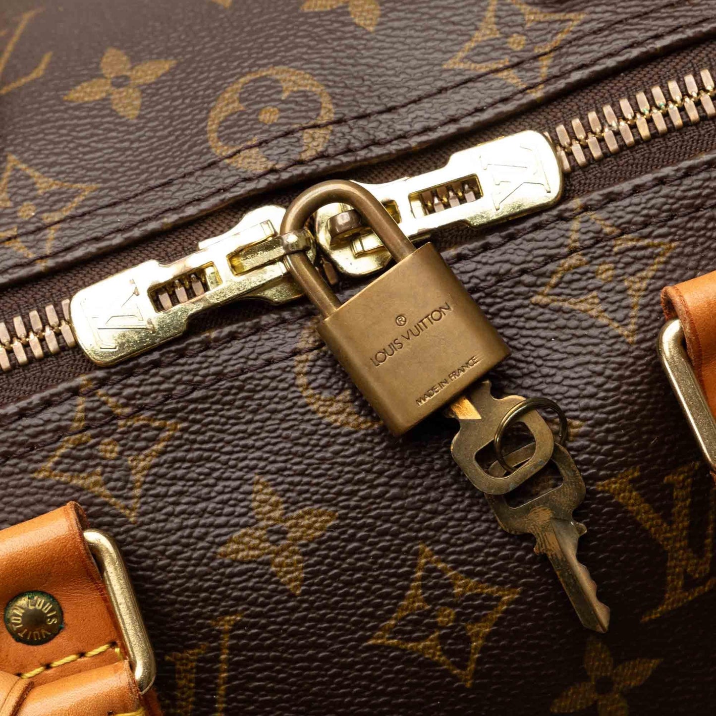 Louis Vuitton Monogram Keepall 45 (SHG-2M8ijc)