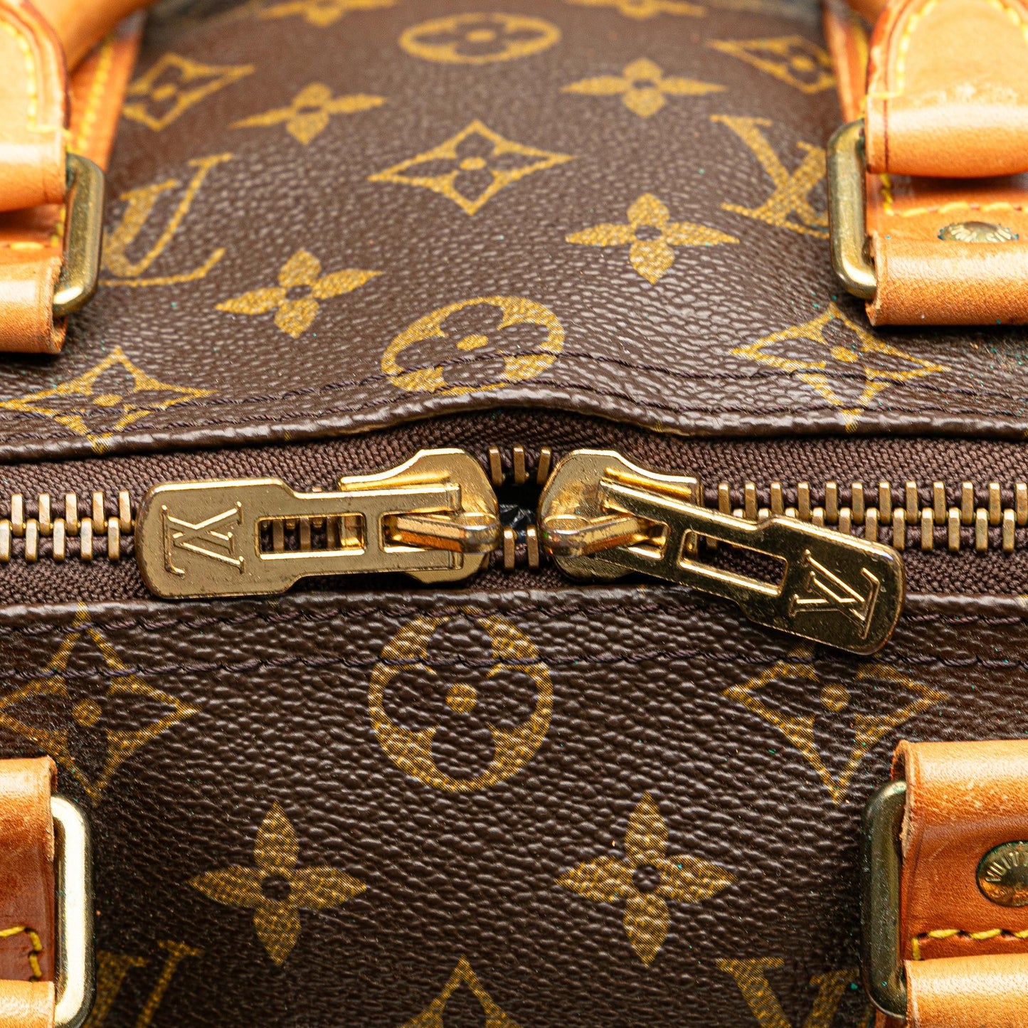 Louis Vuitton Monogram Keepall 45 (SHG-XniZuo)