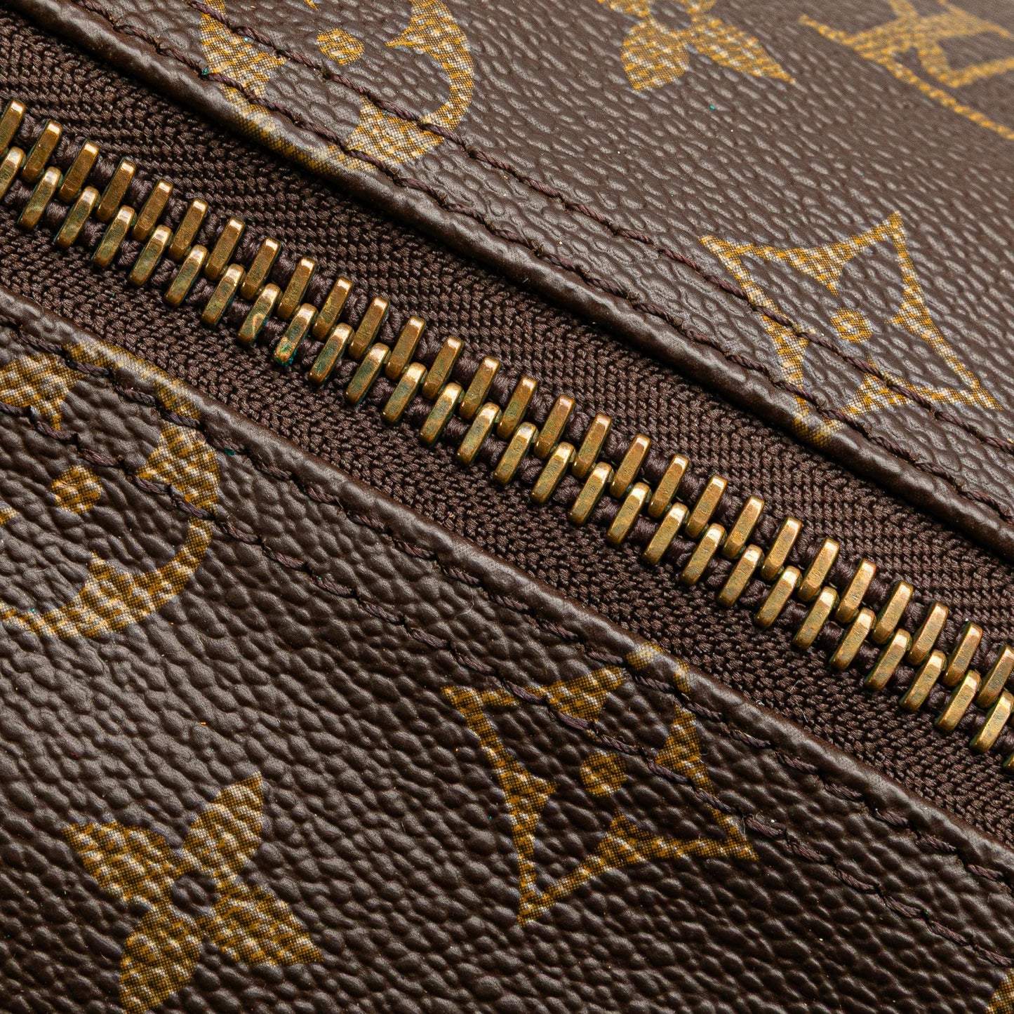 Louis Vuitton Monogram Keepall 45