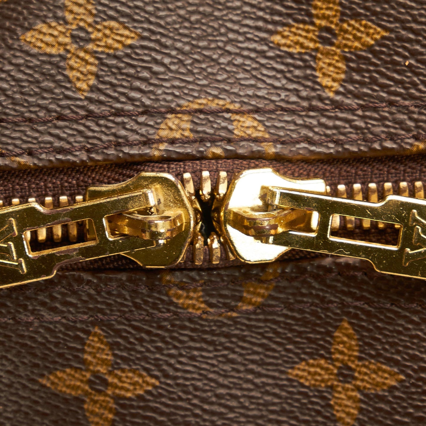 Louis Vuitton Monogram Keepall 50 (SHG-0wPQYP)