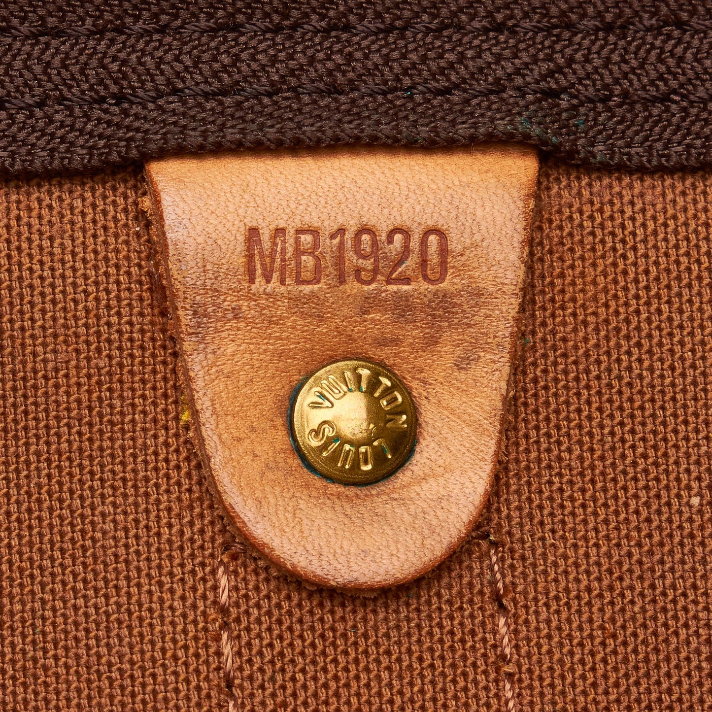 Louis Vuitton Monogram Keepall 50 (SHG-xO0GD5)