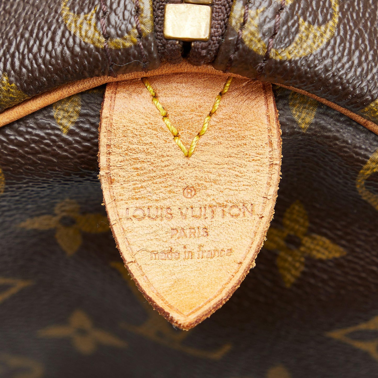 Louis Vuitton Monogram Keepall 50 (SHG-uJkyDr)