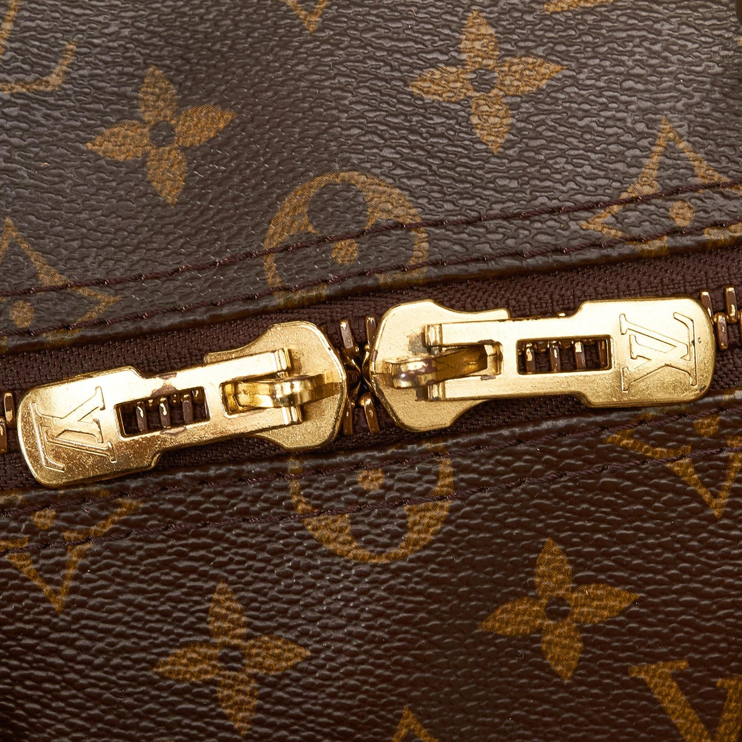 Louis Vuitton Monogram Keepall 50 (SHG-q0hN1H)