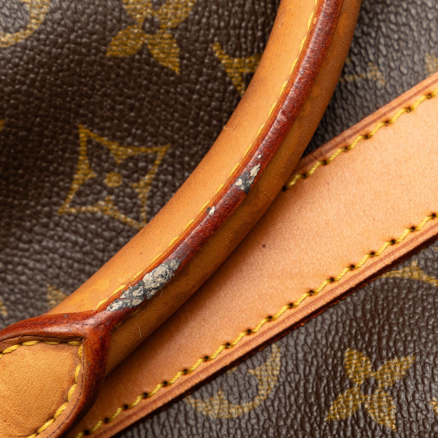 Louis Vuitton Monogram Keepall 50 (SHG-hMubge)