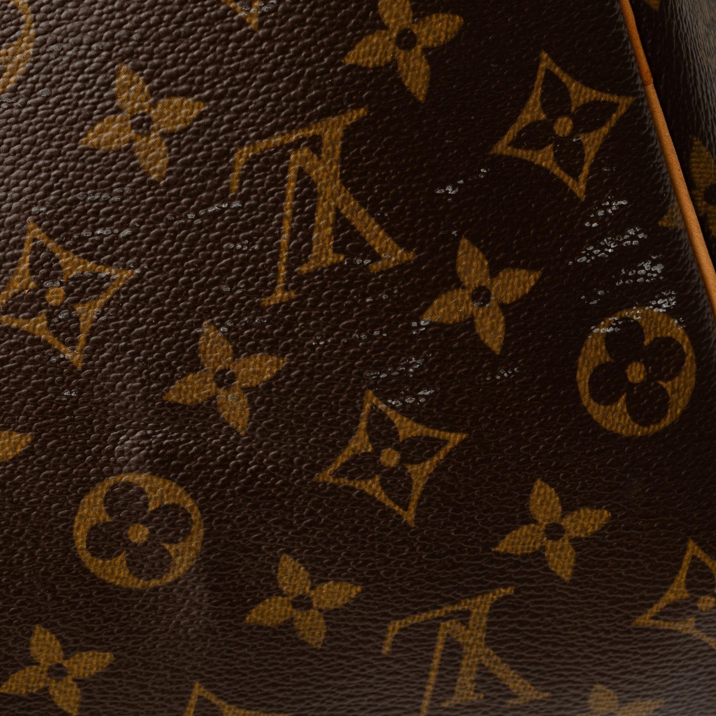 Louis Vuitton Monogram Keepall 50 (SHG-MDUYZV)
