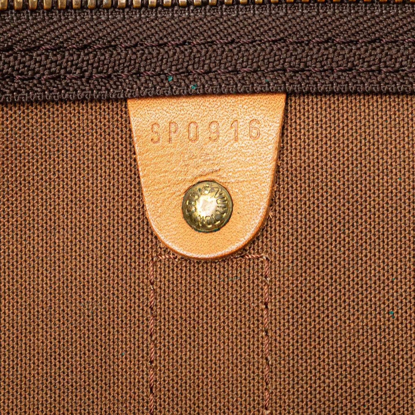 Louis Vuitton Monogram Keepall 50 (SHG-7kGvNq)
