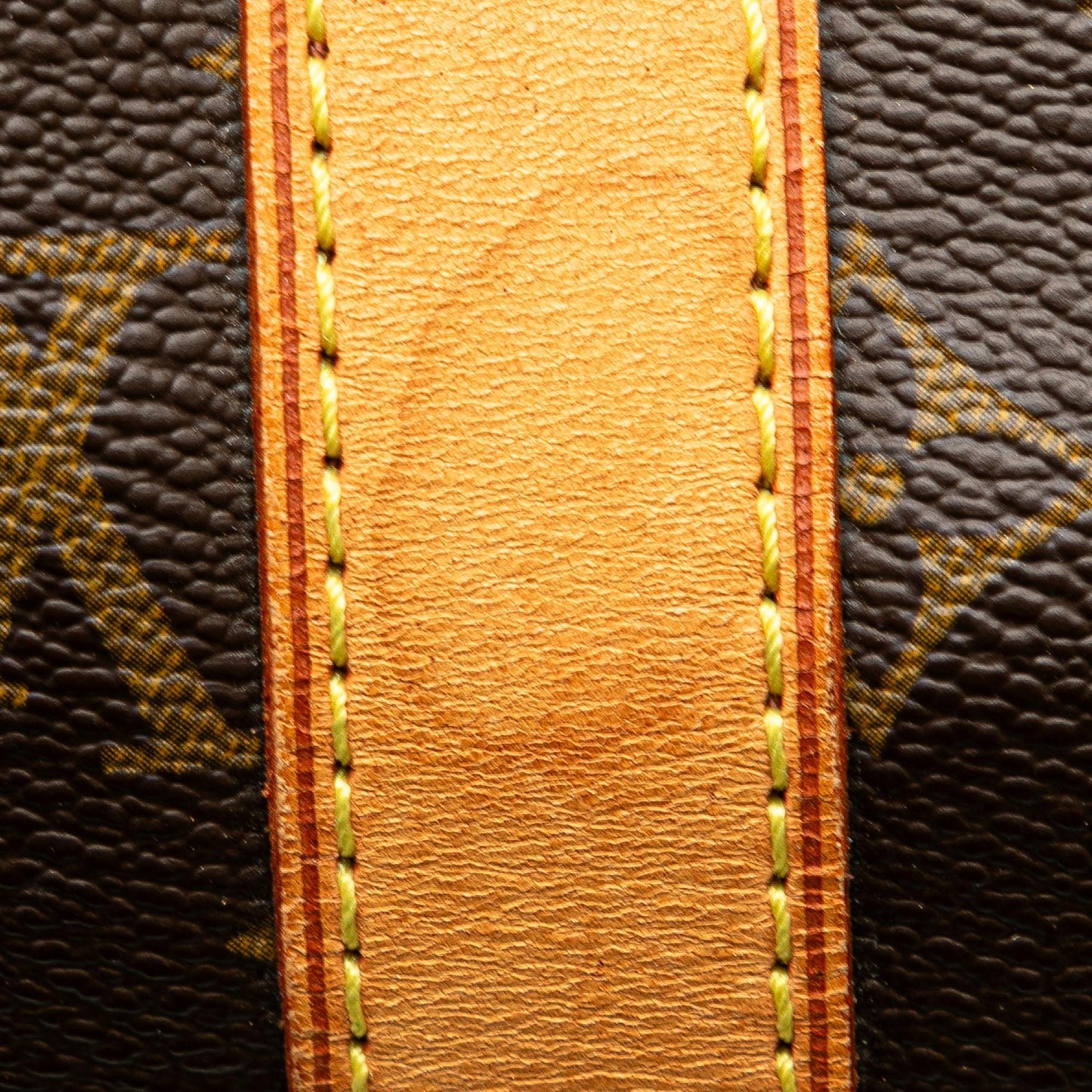 Louis Vuitton Monogram Keepall 50 (SHG-XObkmT)