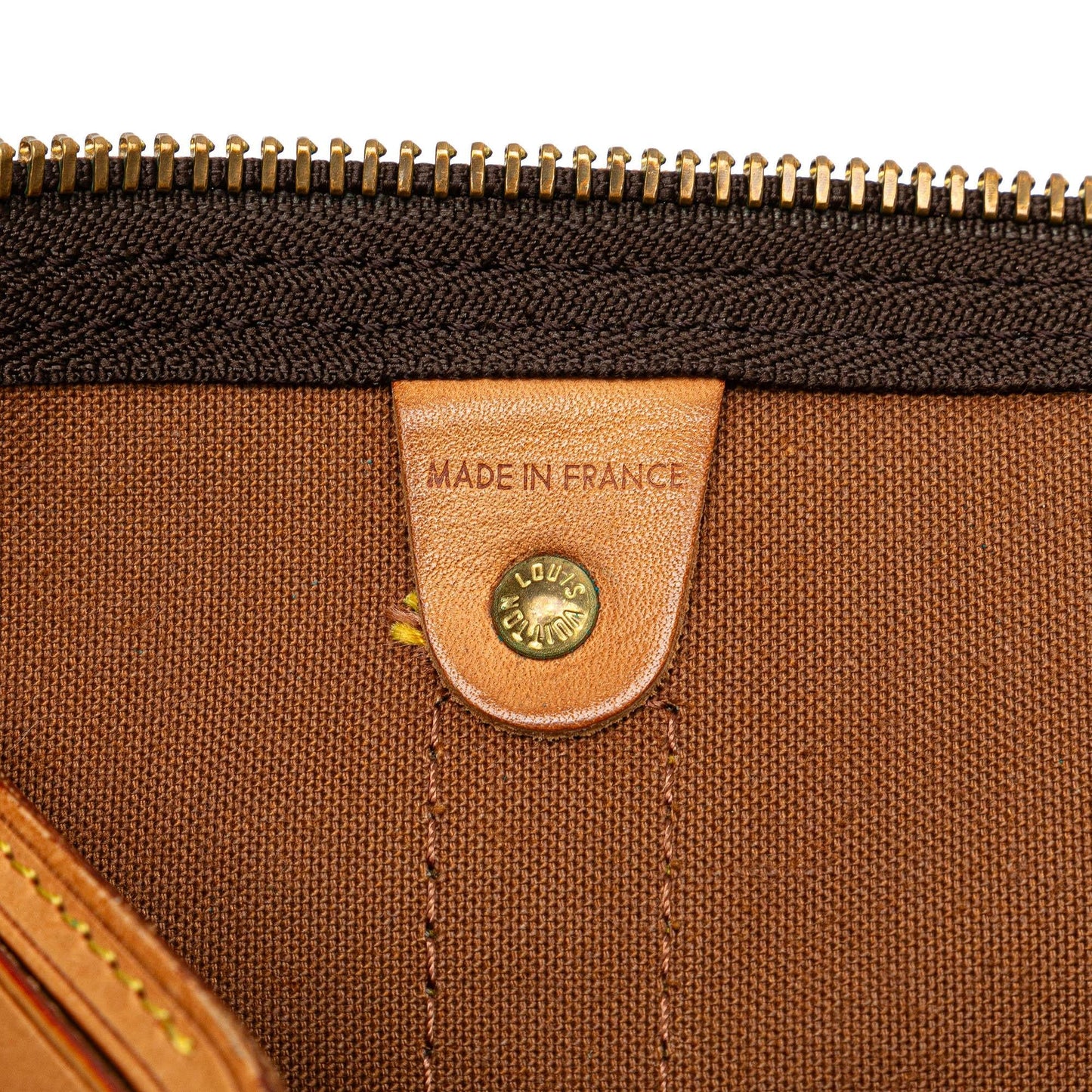 Louis Vuitton Monogram Keepall 50 (SHG-iGdnhN)