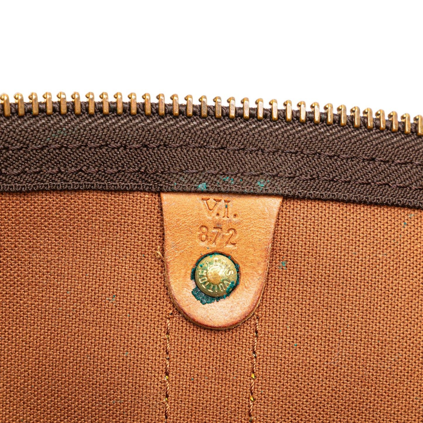 Louis Vuitton Monogram Keepall 50 (SHG-QgAigr)