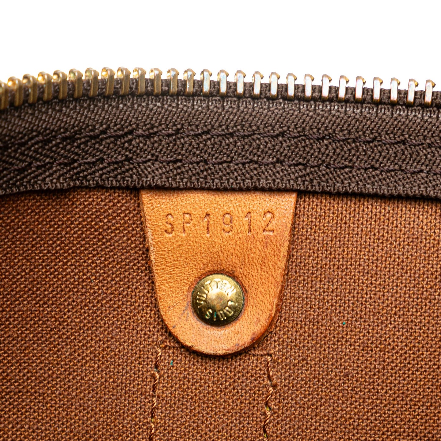 Louis Vuitton Monogram Keepall 50 (SHG-aAUnVO)