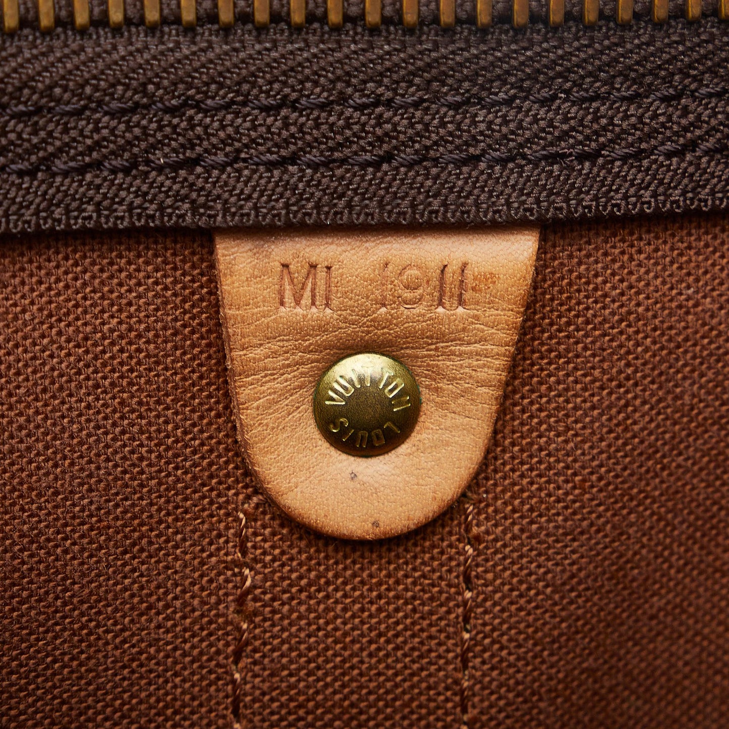 Louis Vuitton Monogram Keepall 55 (SHG-tPT8aS)