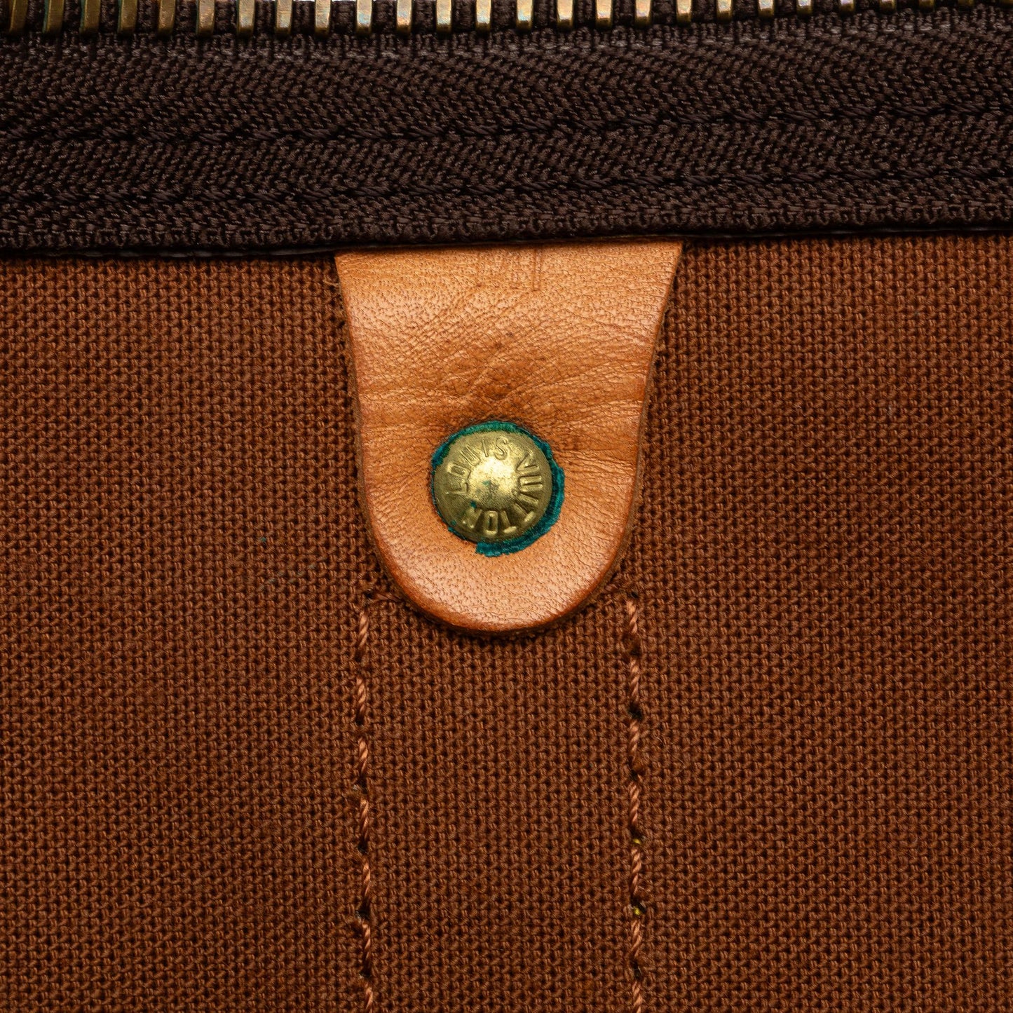 Louis Vuitton Monogram Keepall 55 (SHG-Jj2bjC)