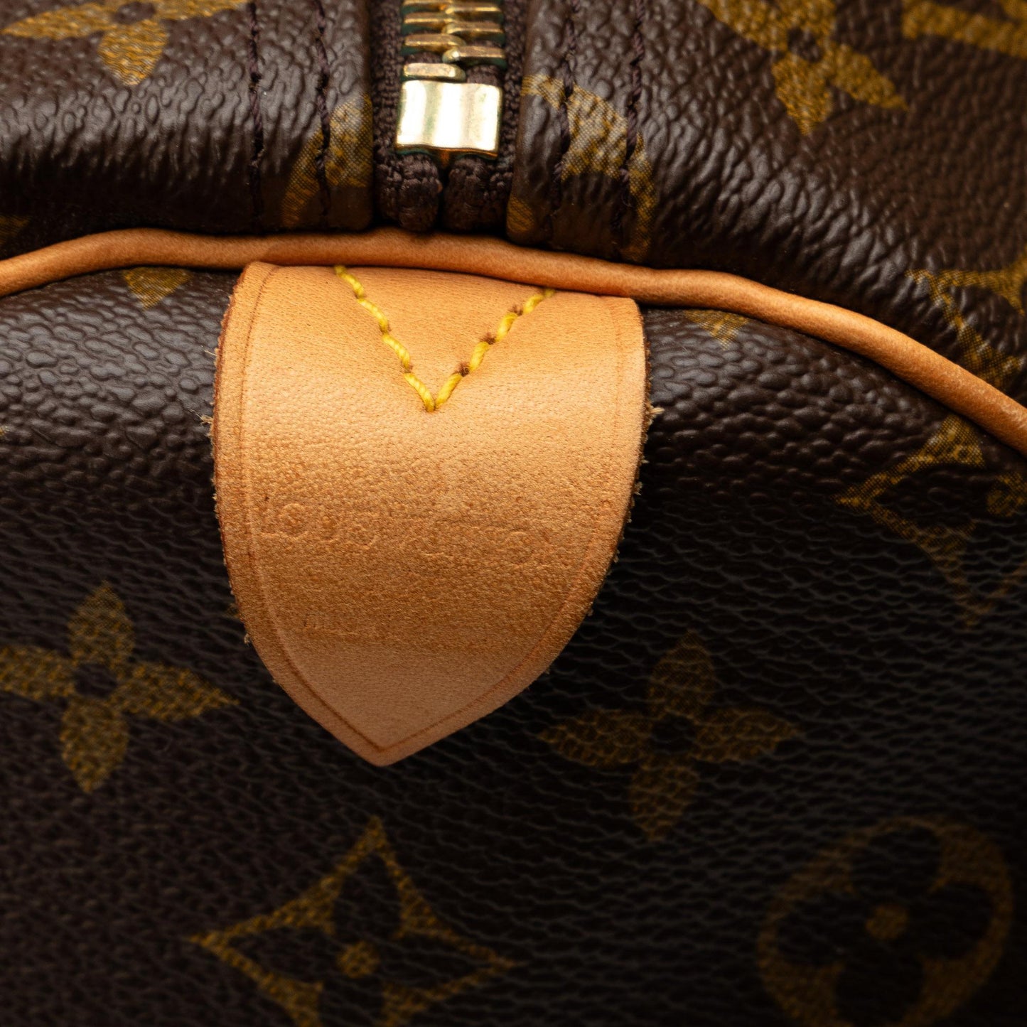 Louis Vuitton Monogram Keepall 55 (SHG-vYWai4)