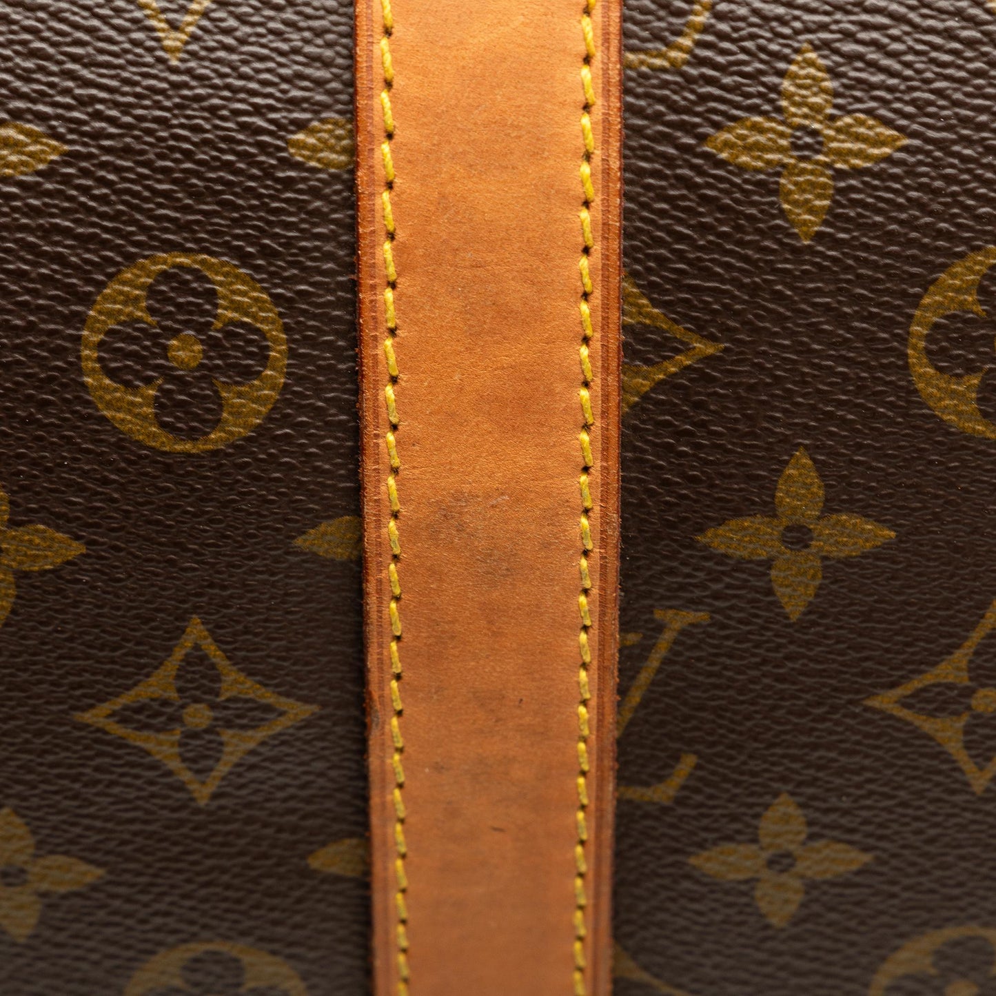 Louis Vuitton Monogram Keepall 55 (SHG-4tNbuF)