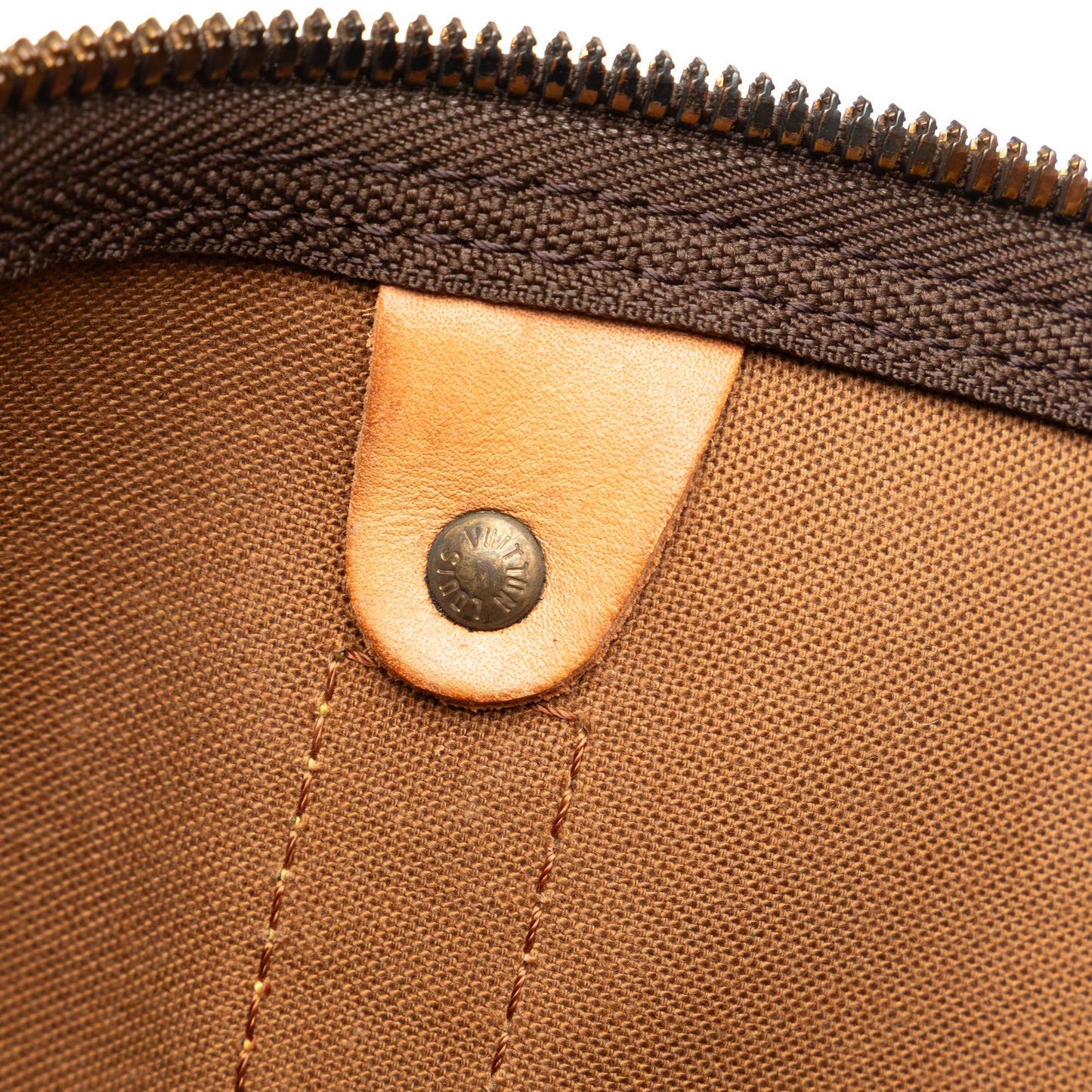 Louis Vuitton Monogram Keepall 55 (SHG-dk7aoI)