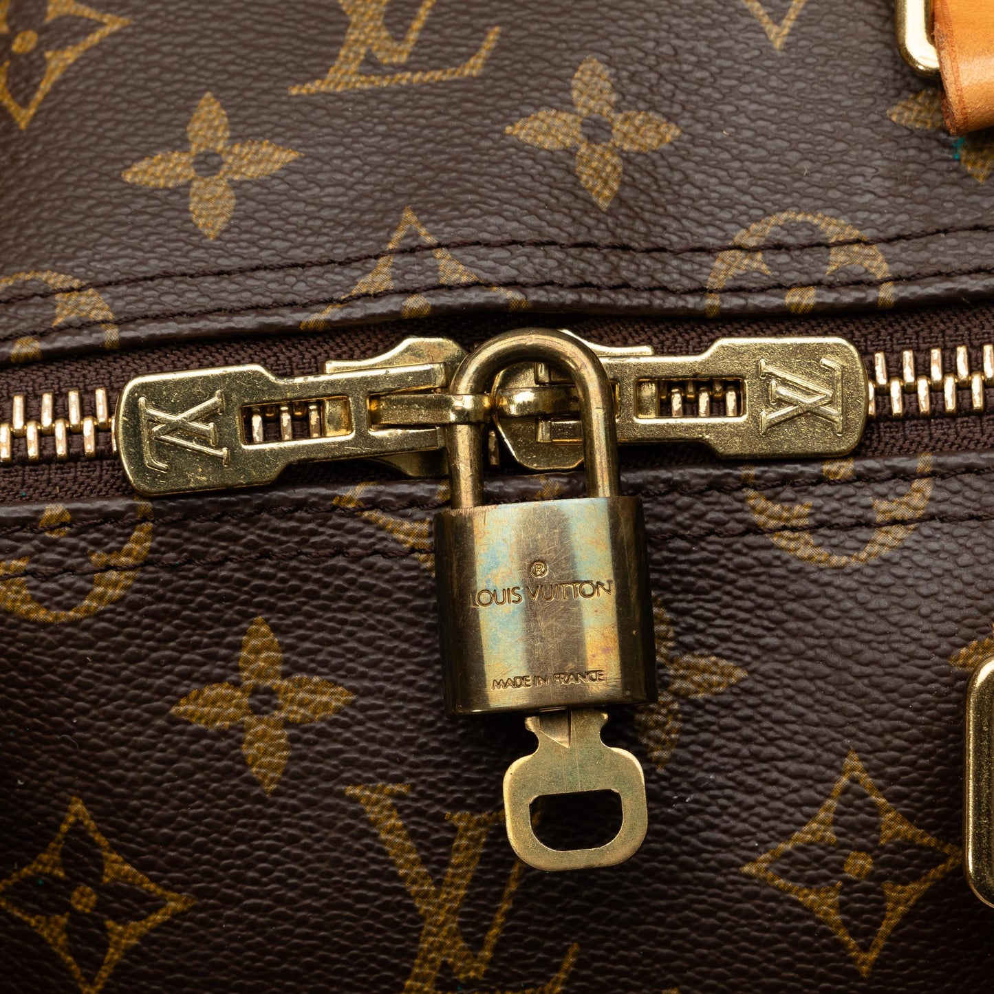 Louis Vuitton Monogram Keepall 55 (SHG-PUceea)