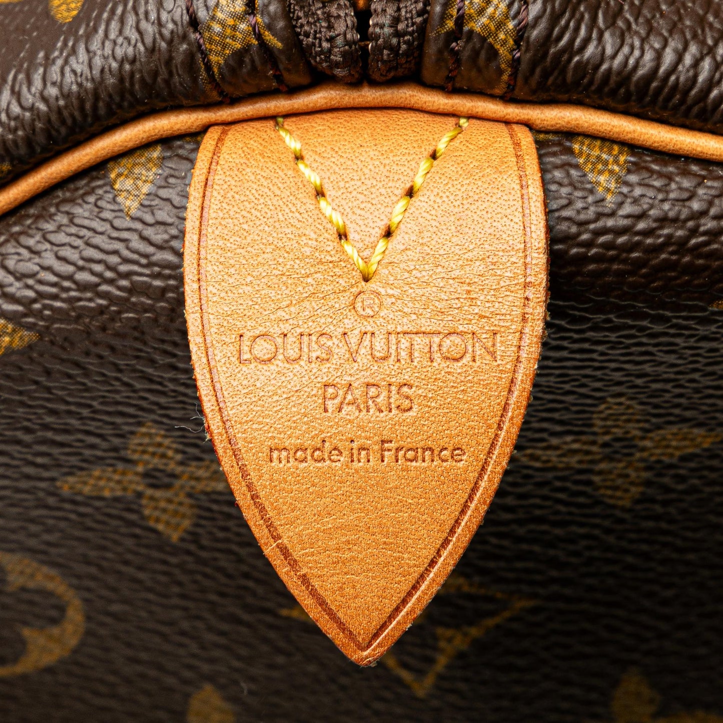 Louis Vuitton Monogram Keepall 55 (SHG-QVVuLC)