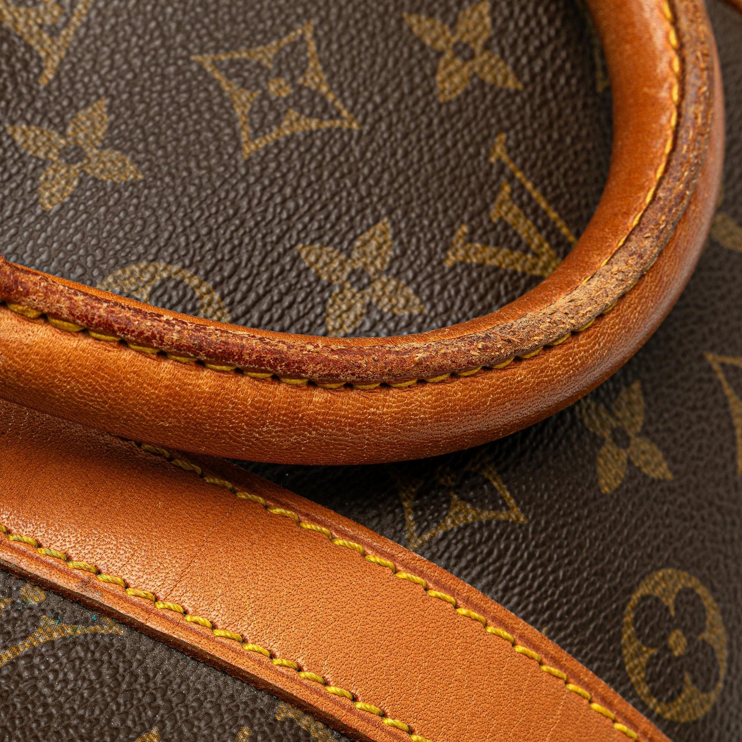 Louis Vuitton Monogram Keepall 55 (SHG-NVRJQB)