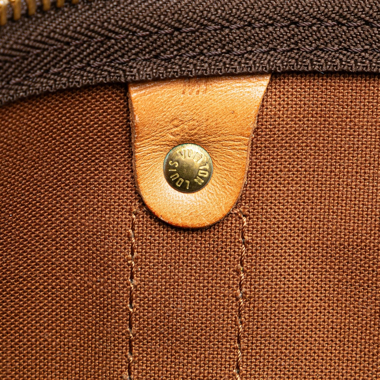 Louis Vuitton Monogram Keepall 55 (SHG-Iu6chZ)