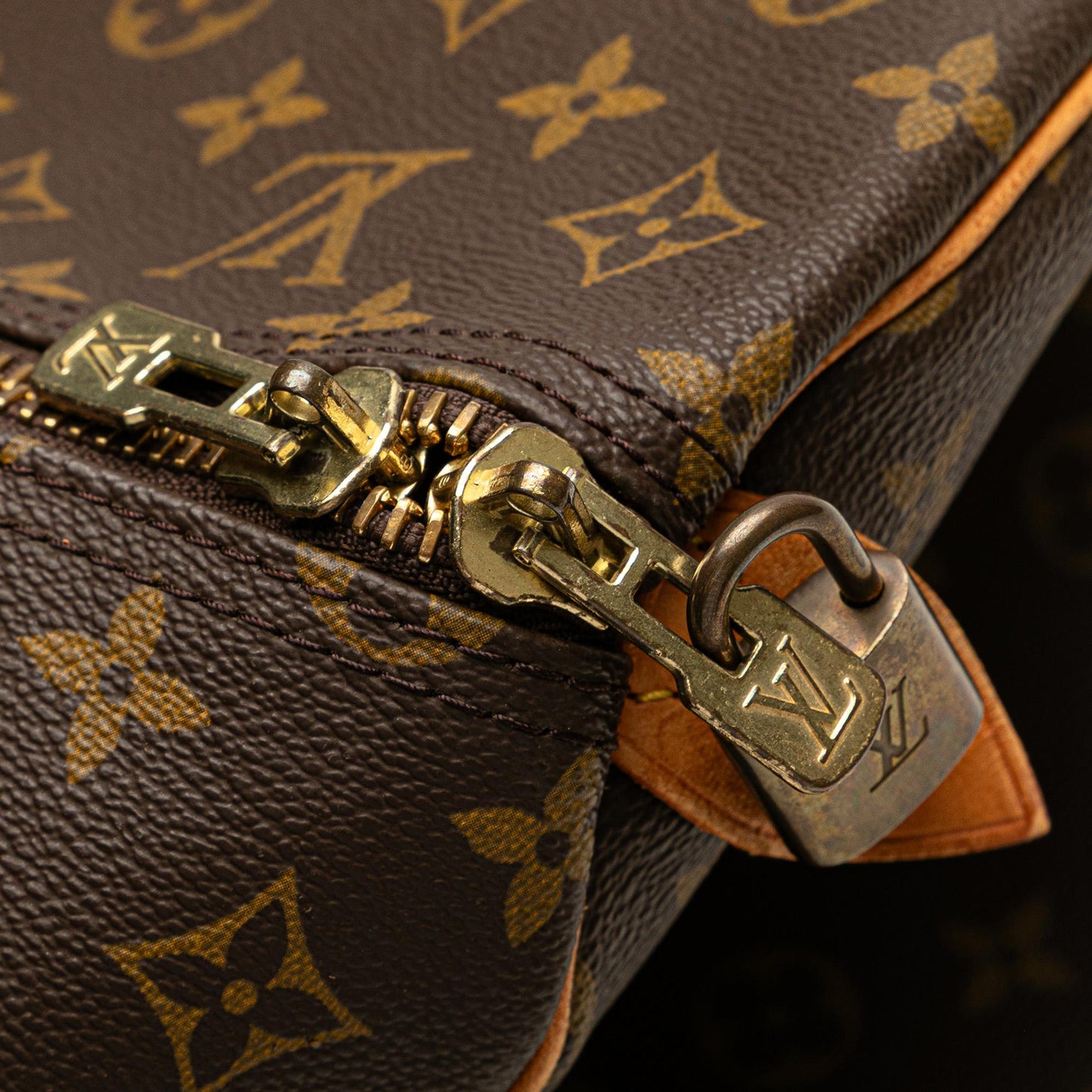 Louis Vuitton Monogram Keepall 60