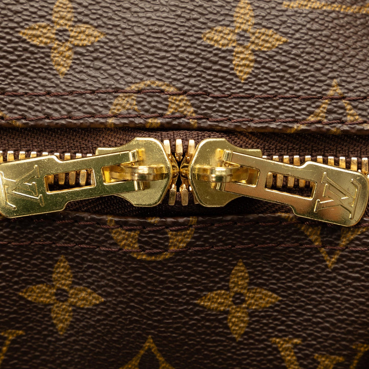 Louis Vuitton Monogram Keepall Bandouliere 50 (SHG-I0n5a9)