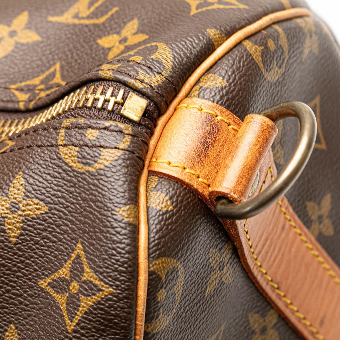 Louis Vuitton Monogram Keepall Bandouliere 50 (SHG-Wk8v7Z)
