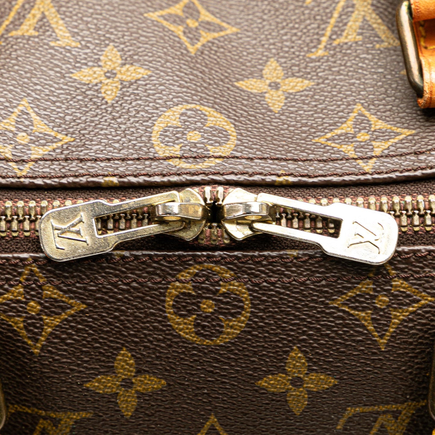 Louis Vuitton Monogram Keepall Bandouliere 50