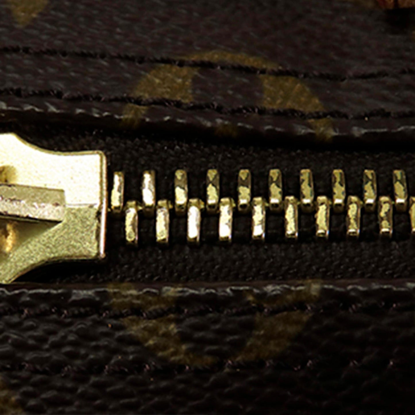 Louis Vuitton Monogram Keepall Bandouliere 55 (SHG-36358)