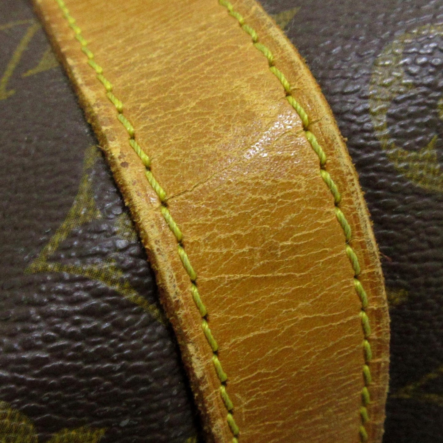 Louis Vuitton Monogram Keepall Bandouliere 55 (SHG-36468)