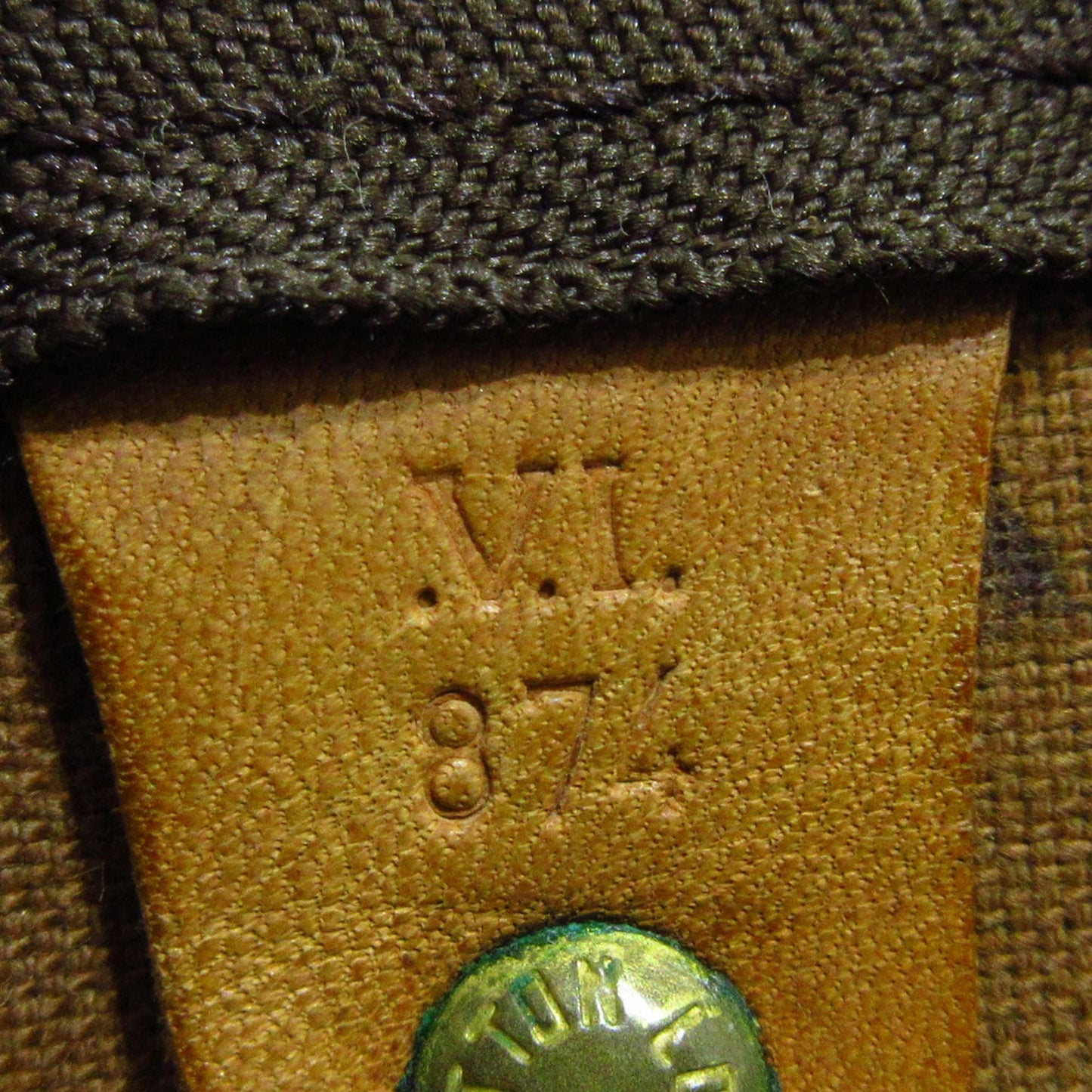 Louis Vuitton Monogram Keepall Bandouliere 55 (SHG-36478)
