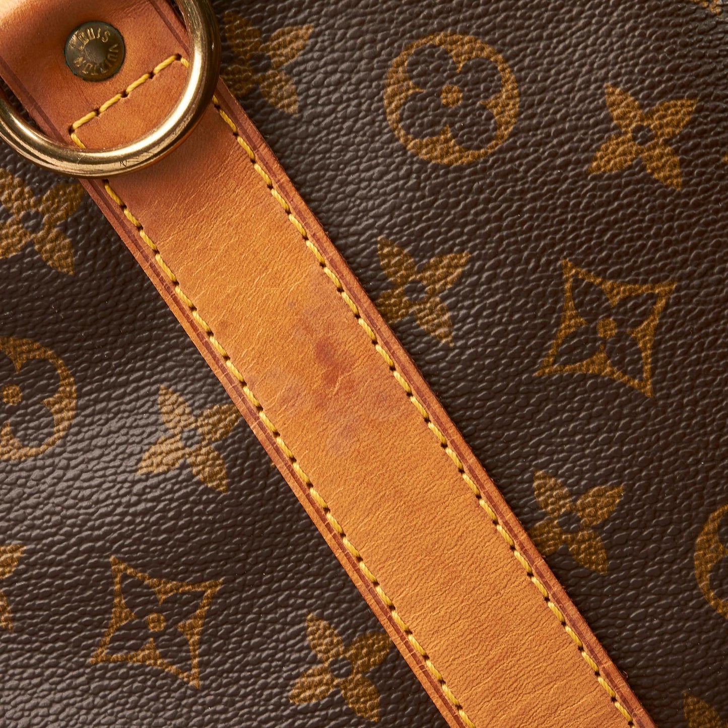 Louis Vuitton Monogram Keepall Bandouliere 55 (SHG-c8L9T8)