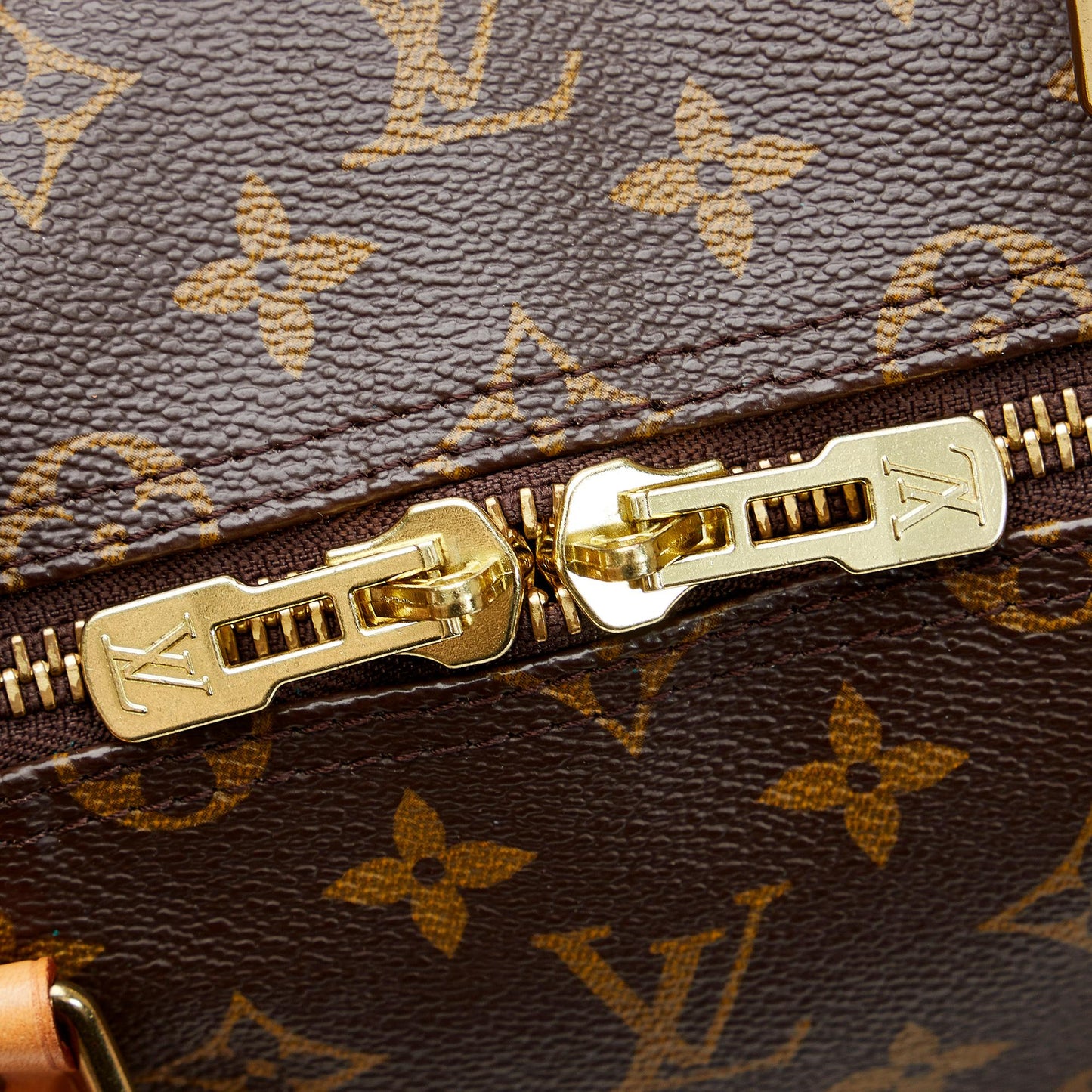 Louis Vuitton Monogram Keepall Bandouliere 55 (SHG-s8nfP1)