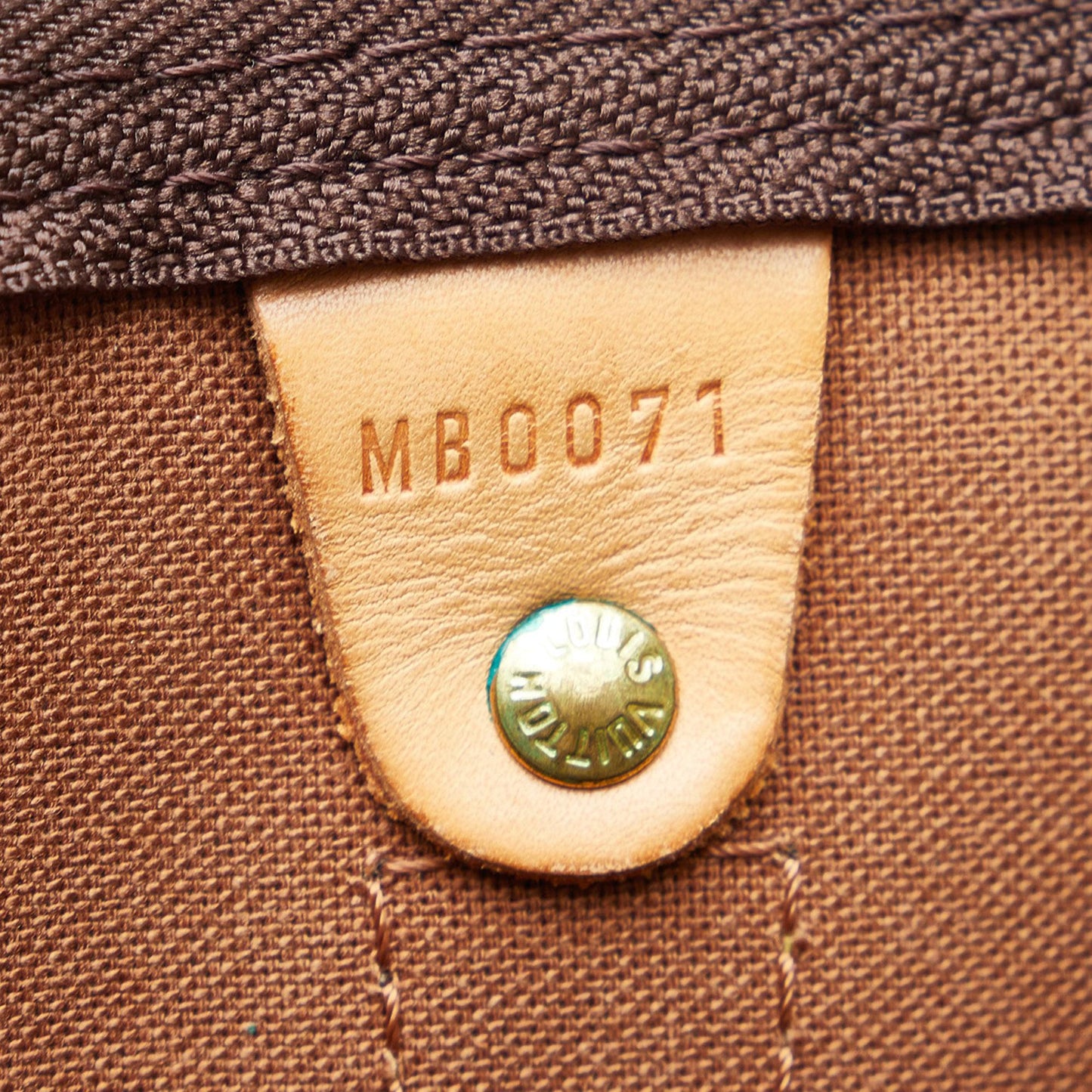 Louis Vuitton Monogram Keepall Bandouliere 55 (SHG-y4mnYh)
