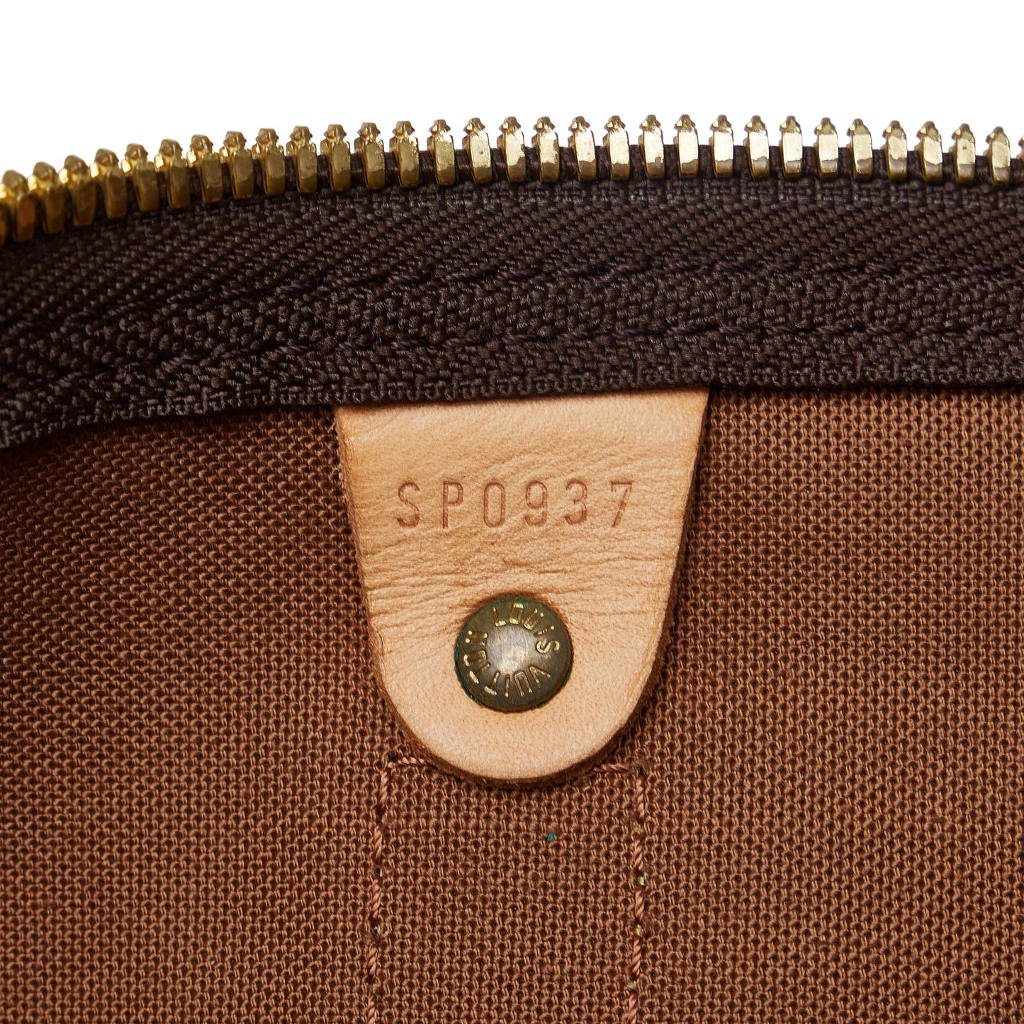 Louis Vuitton Monogram Keepall Bandouliere 55 (SHG-KBTq2a)