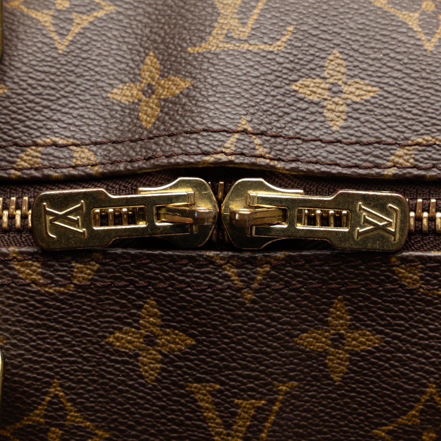 Louis Vuitton Monogram Keepall Bandouliere 55 (SHG-0hpYba)