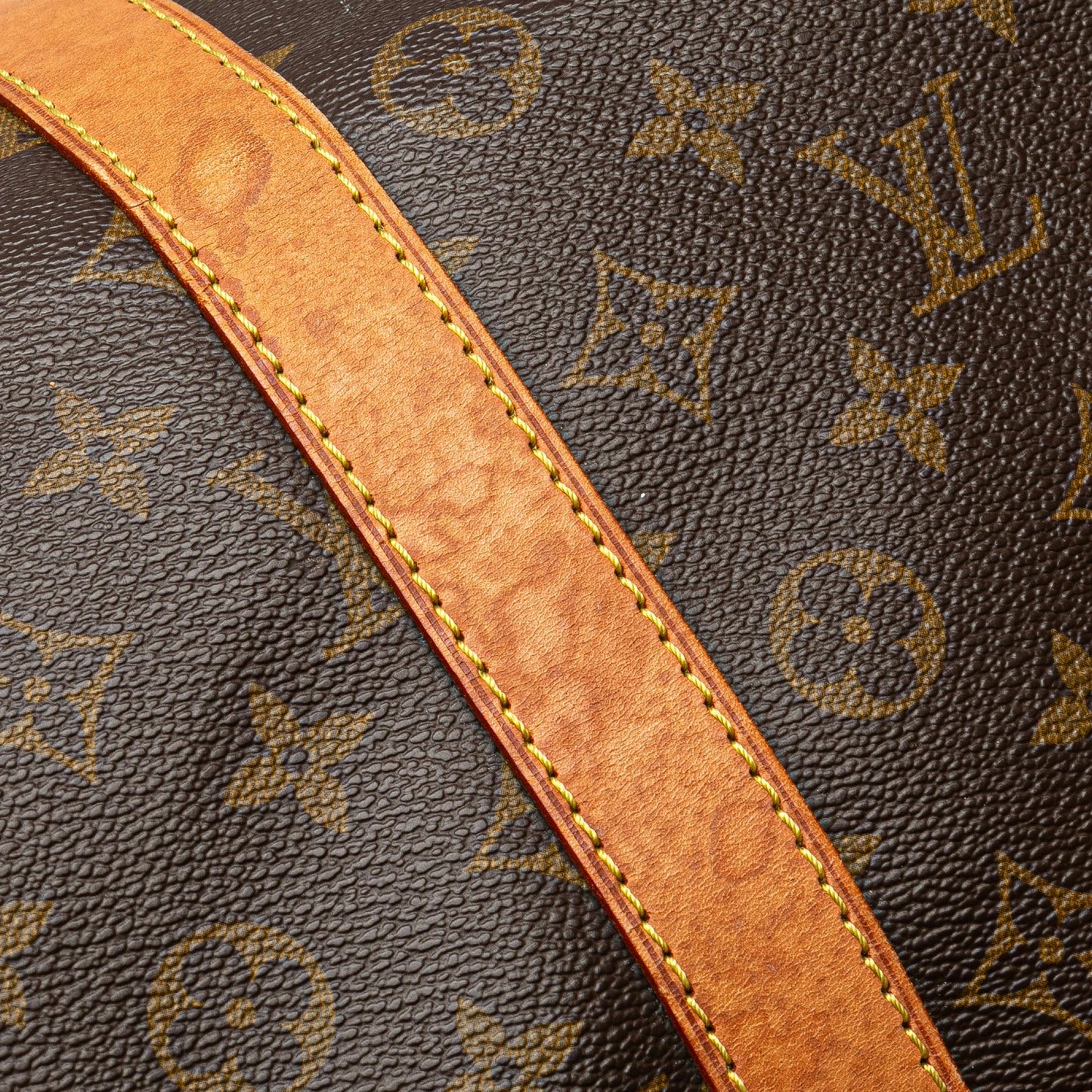 Louis Vuitton Monogram Keepall Bandouliere 55 (SHG-DdAW8P)