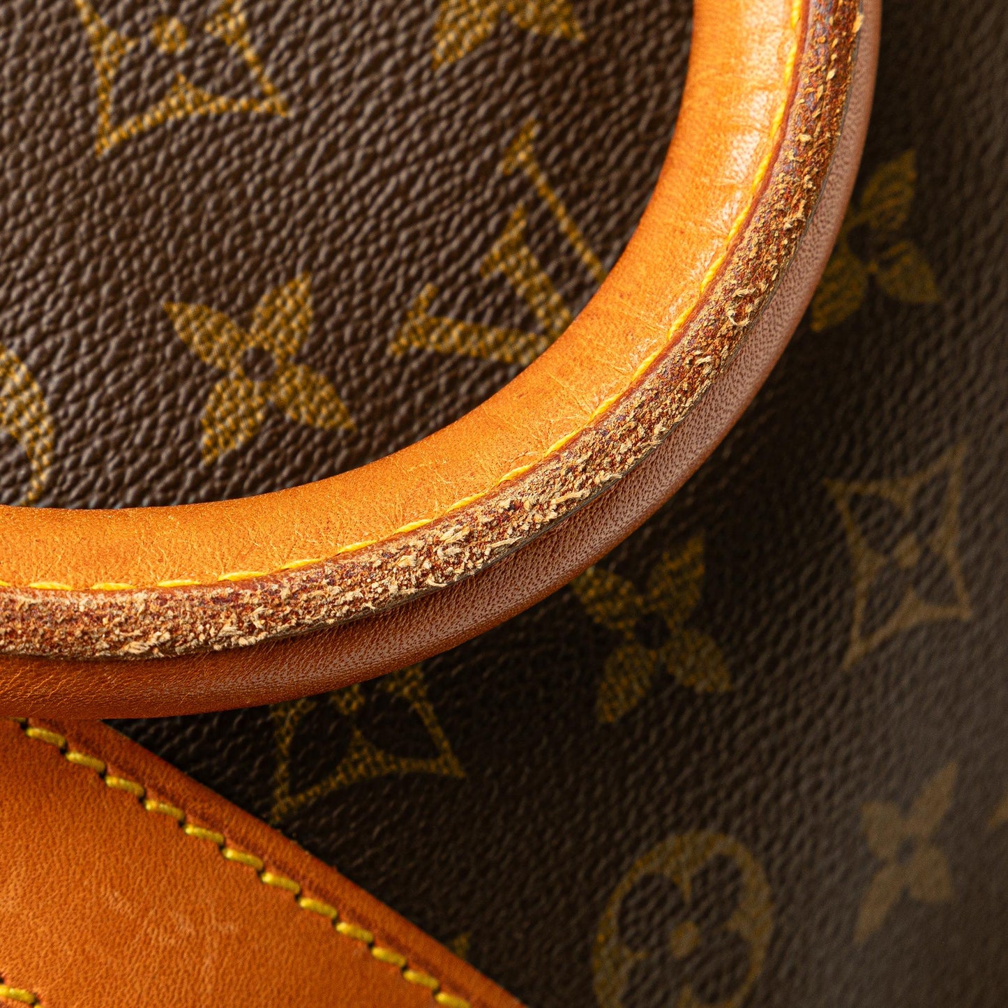Louis Vuitton Monogram Keepall Bandouliere 55 (SHG-rmnEQZ)