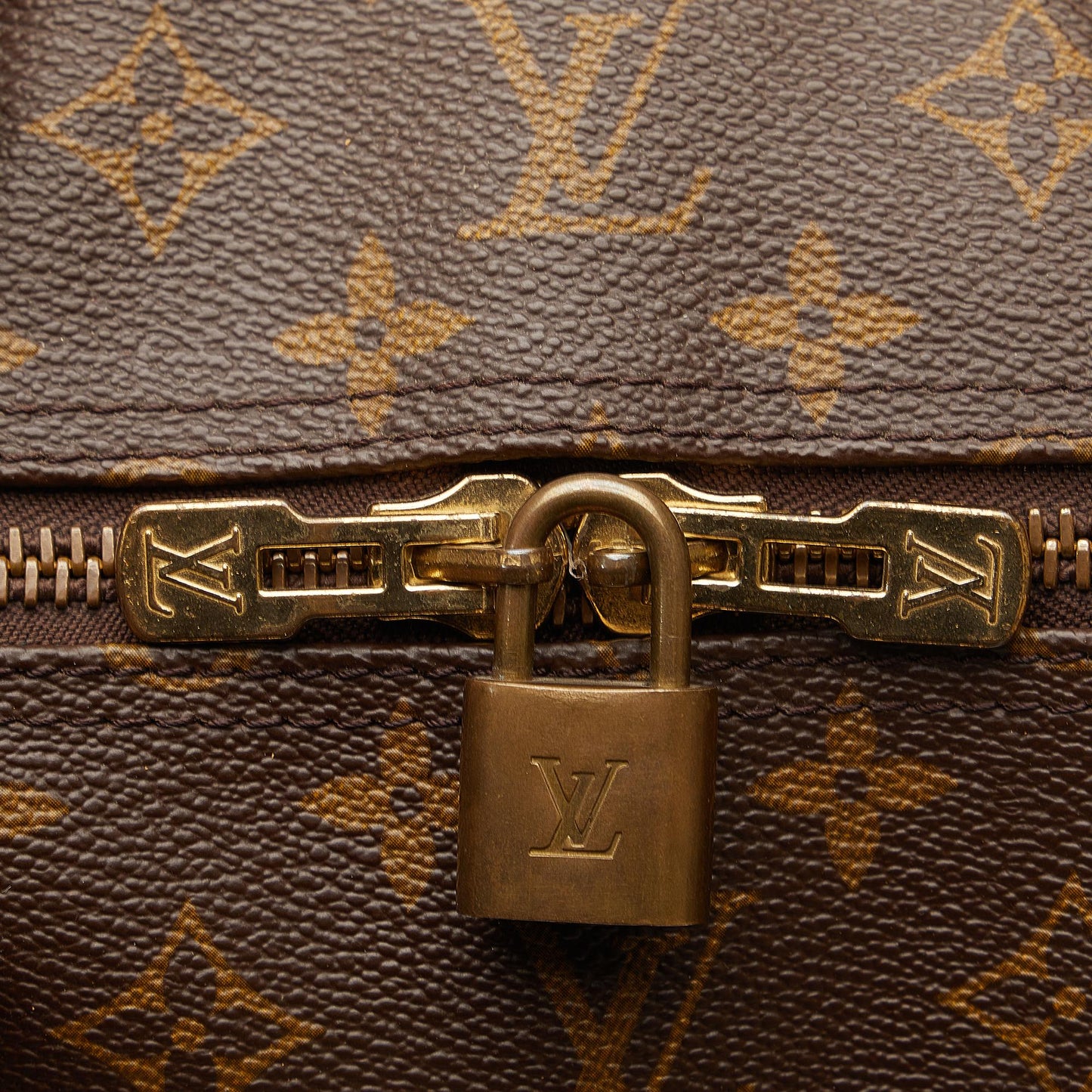 Louis Vuitton Monogram Keepall Bandouliere 60 (SHG-PBLMRM)