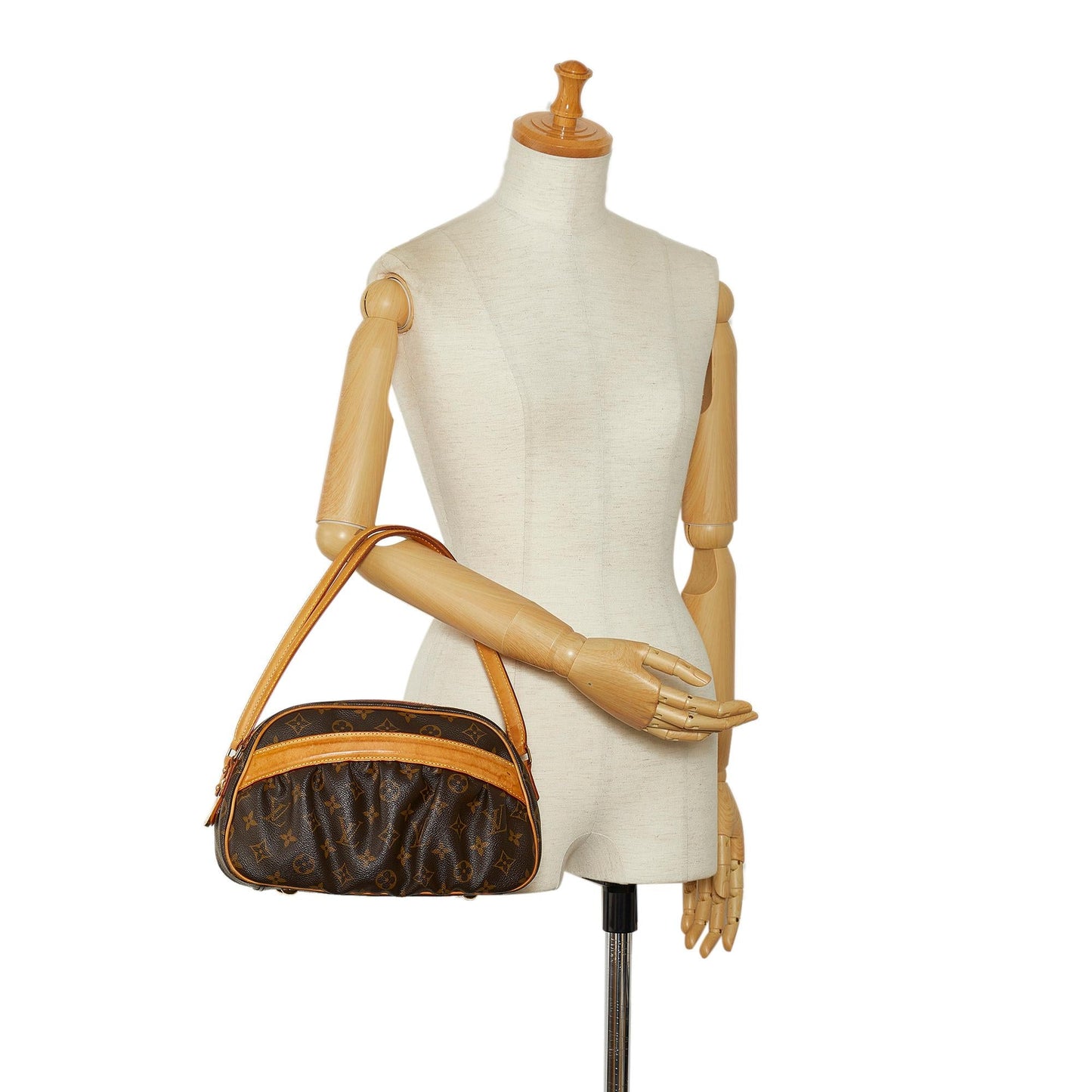 Louis Vuitton Monogram Klara (SHG-hdTC4t)