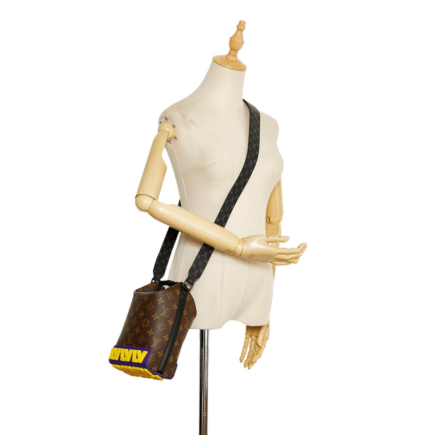 Louis Vuitton Monogram LV Rubber Cruiser (SHG-Z46pHi)